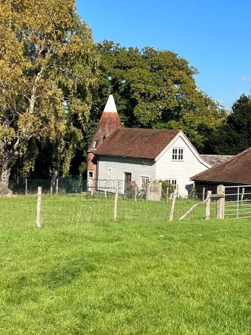 Beautiful 2 Bed Oast - 15 Acre Farm - Tunbridge Wells Vila Exterior foto